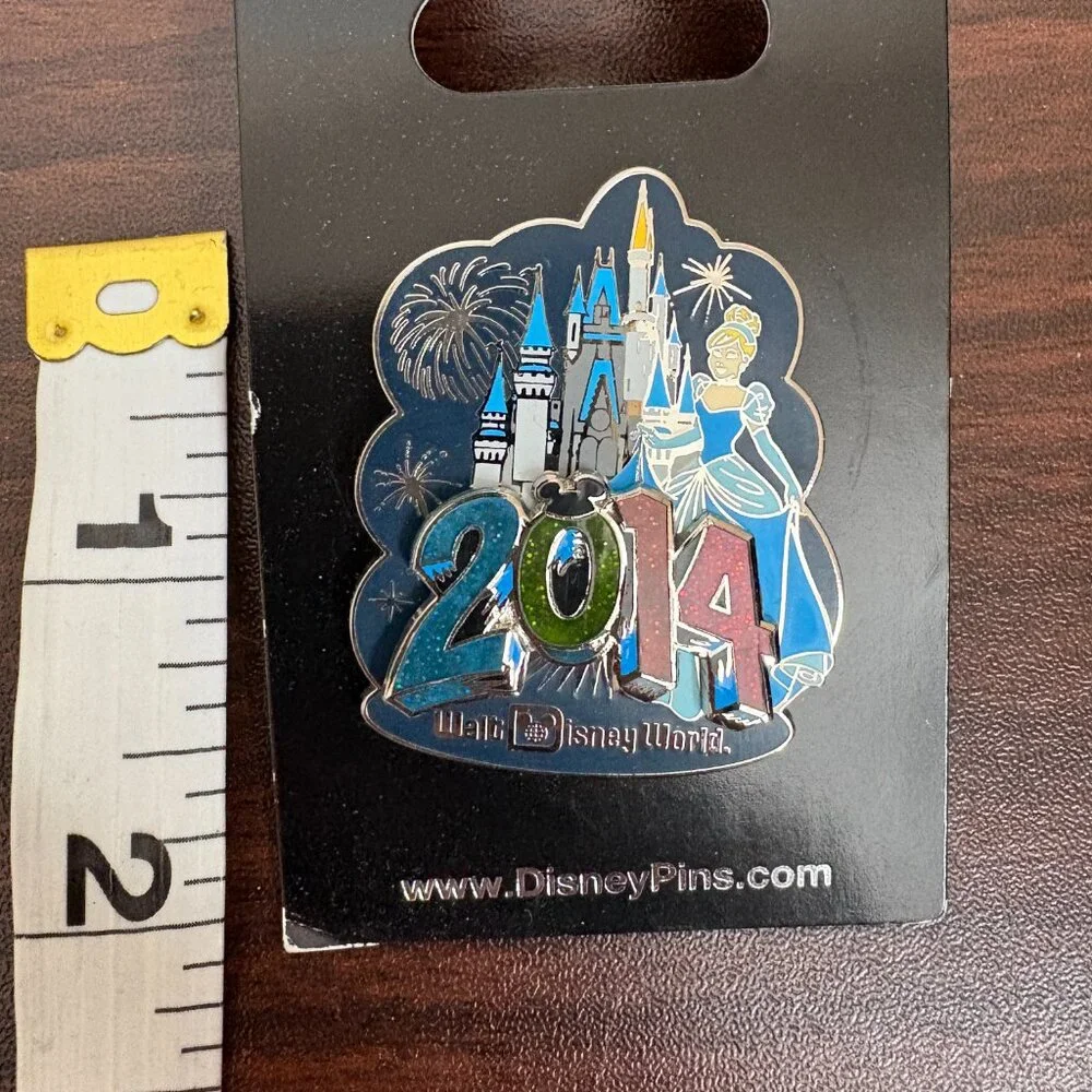 Cinderella at Cinderella Castle Pin Walt Disney World 2014 Princess Core Classic